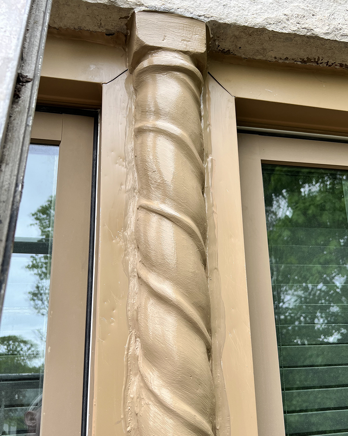 Decorative Window Casing Restoration – Shorewood