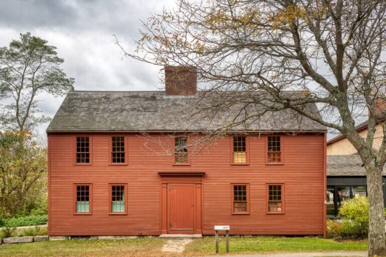 Learn how to obtain grants for historic building restorations.